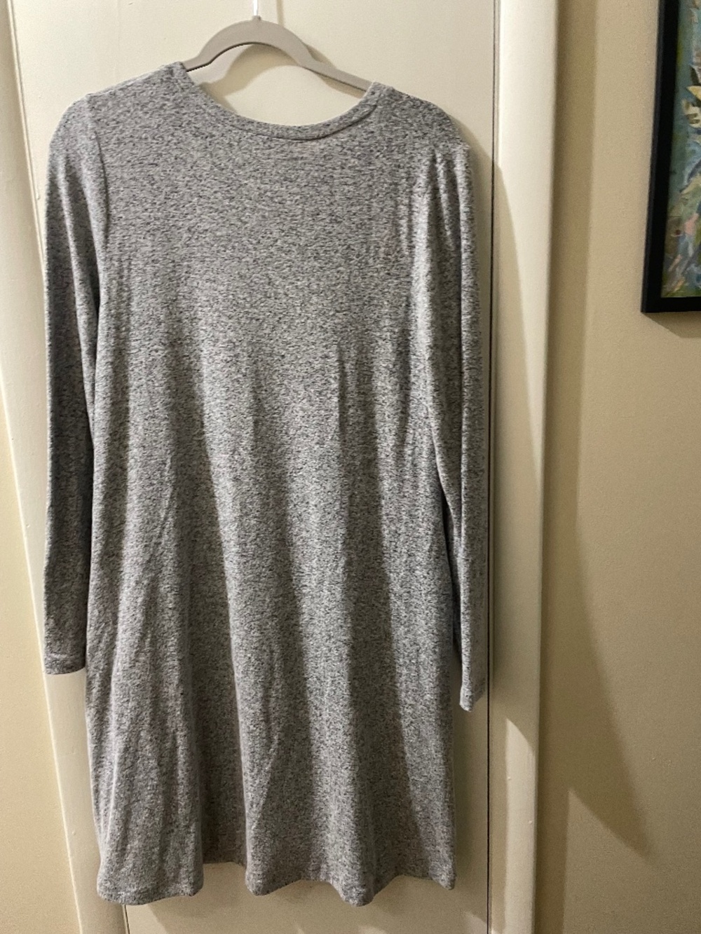 Never worn, soft and comfy